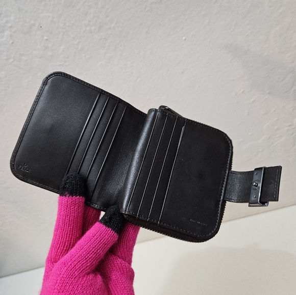 Fendi wallet - Picture 10 of 12